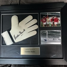 1966 Gordon Banks Glove