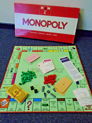 Monopoly vintage board game - monopoly,