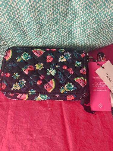 Nwt vera bradley - nwt,