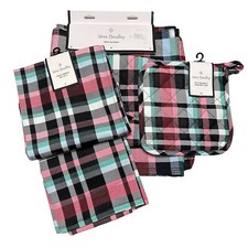 🎀 Vera Bradley Table