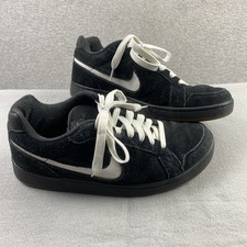 Nike 9.5 Black White Suede