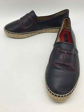 Pre-Owned Carolina Herrera