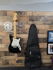 1993 FENDER DUO SONIC W/ Gig