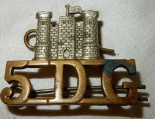 5th ROYAL INNISKILLING DRAGOON GUARDS 5DG MILITARY SHOULDER TITLE BADGE GENUINE