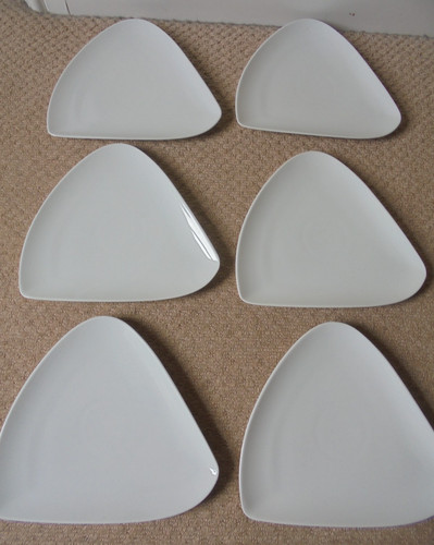 Denby plain white triangle - plain,