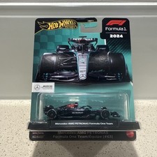 Hot Wheels Premium Formula 1 F1 Mercedes AMG Petronas #63 George Russell
