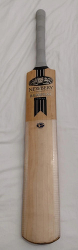 Newbery samurai player cricket - newbery,