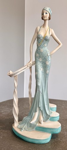Juliana broadway belles art - broadway,