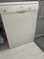 Refurbished Freestanding BOSCH White Dishwasher SMS40T32UK