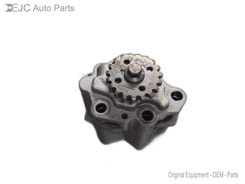 Engine oil pump for - engine, land