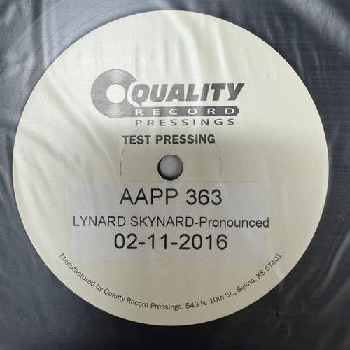 Lynyrd skynyrd pronounced - lynyrd,