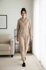 Cat & Jack Youth 14 Women XS