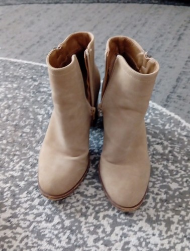 Ladies boots size camel - boots, 5