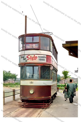 Puc0089 leeds tram - -, at