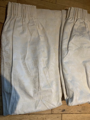 Pair cream jacquard - pair, damask