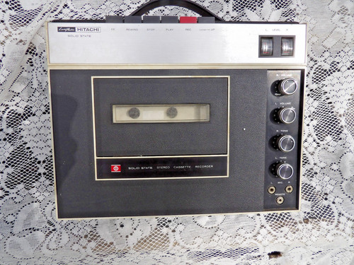 Vintage radio cassete - vintage, hitachi