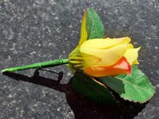 YELLOW ROSEBUD LAPEL FLOWER