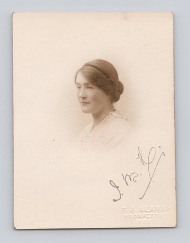 Old photo woman - old, tinted