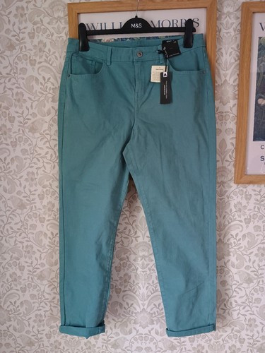 Denim girlfriend jeans - , size