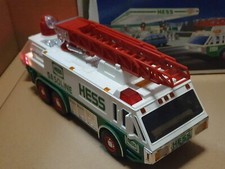 1996 Hess Rescue Truck w/ Lights & Sound – Tested – w/ Original Box – Vintage