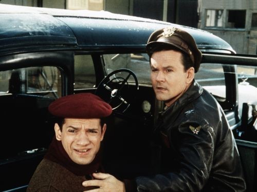 Hogan heroes unsigned photo - heroes, photo-