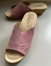 Fly Flot Pink Leather Wedge Heel Mules Sandals Floral Cutout Design Size 41/7.5