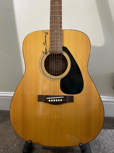 Yamaha f310 acoustic guitar - acoustic,