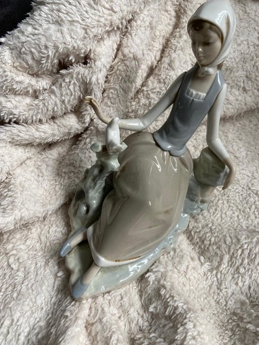 Lladro 4660 shepherdess - 4660, with