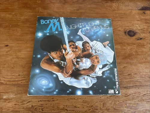 Boney night flight - -,