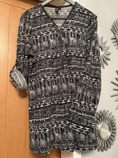 Izabel London Women’s Black