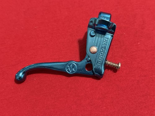 Nos 1983 dia - 3, blue