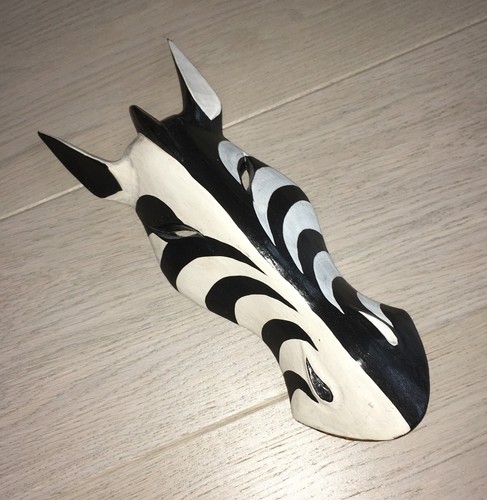 Zebra head carved - head, wall