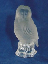 GLASS CRYSTAL OWL PAPERWEIGHT