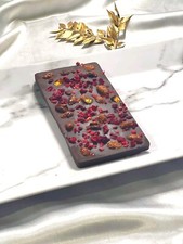 Dubai Viral Kunafa Pistachio Chocolate Gifts And Anniversary Nuts And Berries 