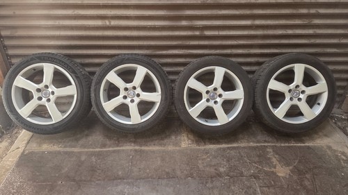 Volvo v50 v40 s40 c30 - volvo, 17"