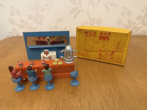 Very rare crescent toys - very, milk
