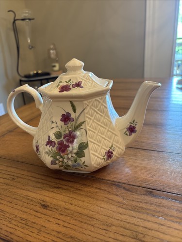 Sadler windsor floral teapot - sadler,