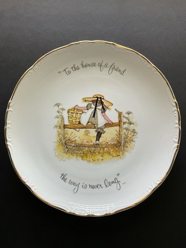 Holly hobbie collectible plate - hobbie,