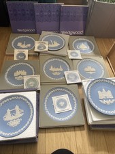 12 X  Boxed Wedgewood Plates