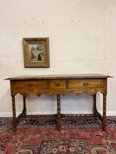 OUTSTANDING QUALITY SOLID OAK THREE DRAWER DRESSER/CONSOLE CIRCA 1930
