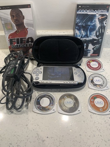 Sony psp 2004 ice silver - sony,