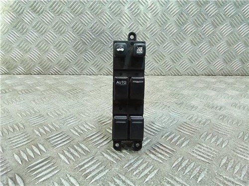 25401av640 left front window - ,