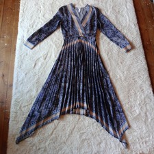 H&M Paisley Hanky Hem Blue Satin Pleat Fit Flare Maxi V-Neck Stripe Dress Size 6