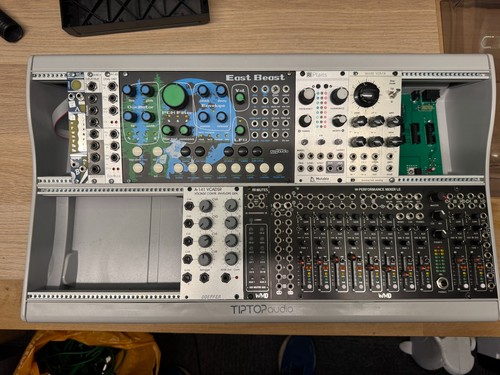 Tiptop audio mantis - mantis, eurorack