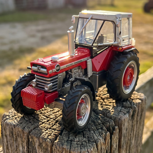 Universal hobbies massey - hobbies,