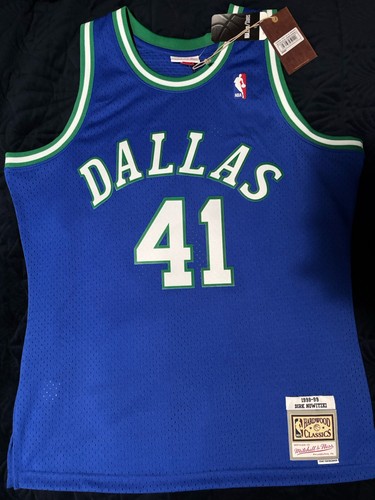 Dallas mavericks dirk nowitzki - dallas,