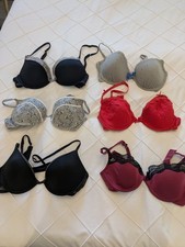 Women bra 36 B . 6 bras calvin