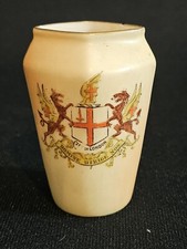 An Antique Locke & Co Worcester Blush Porcelain Crest Ware Vase, City of London