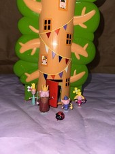 Ultra Rare Ben and Holly’s Little Kingdom Treehouse Tree House with Figures
