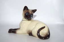 Vintage Siamese Cat by Beswick for Royal Doulton Reg: 1558 in original box